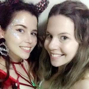 Meet your Posher, Eva